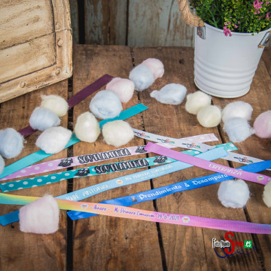 Pulsera de tela personalizable.